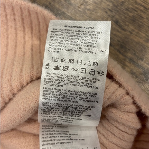 Guess Blush Pink Mock Neck Sweater – Size M - Picture 7 of 9